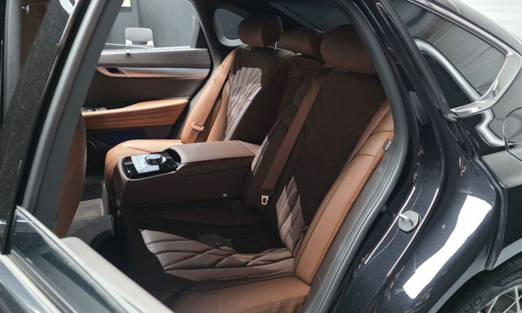 Genesis G80 Gasoline 2.5 Turbo AWD, 2023
