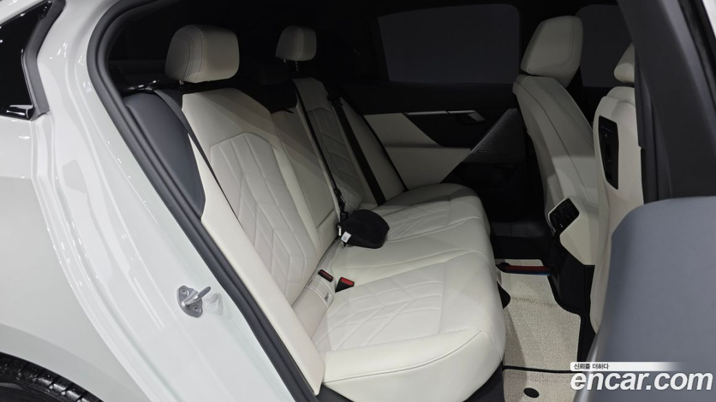 BMW 5-Series 520i M Sport, 2024