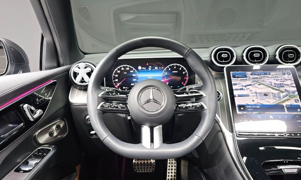 Mercedes-Benz GLC-Class GLC300 4MATIC AMG Line, 2024