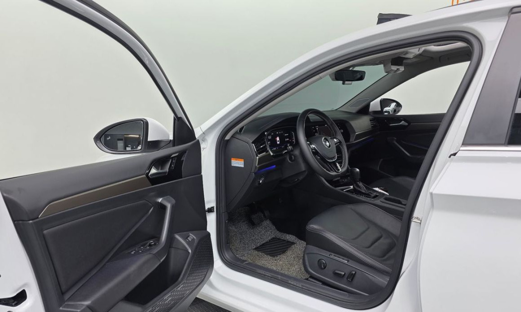 Volkswagen Jetta 1.4 TSI Prestige, 2021