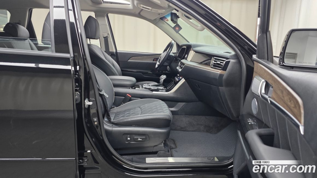 Kia Mohave Diesel 3.0 4WD 6-Seater, 2022