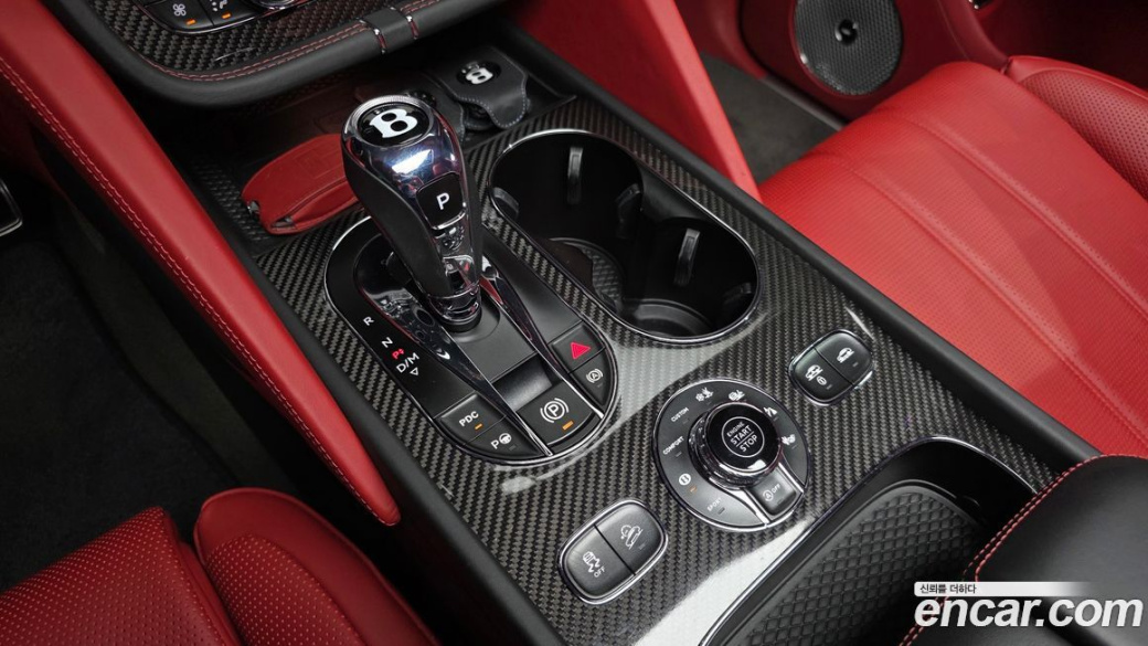 Bentley Bentayga 4.0 V8 Azure, 2023