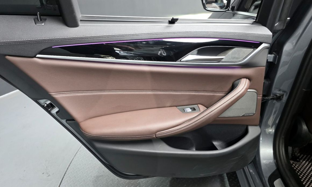 BMW 5-Series 530i M Sport Package, 2023