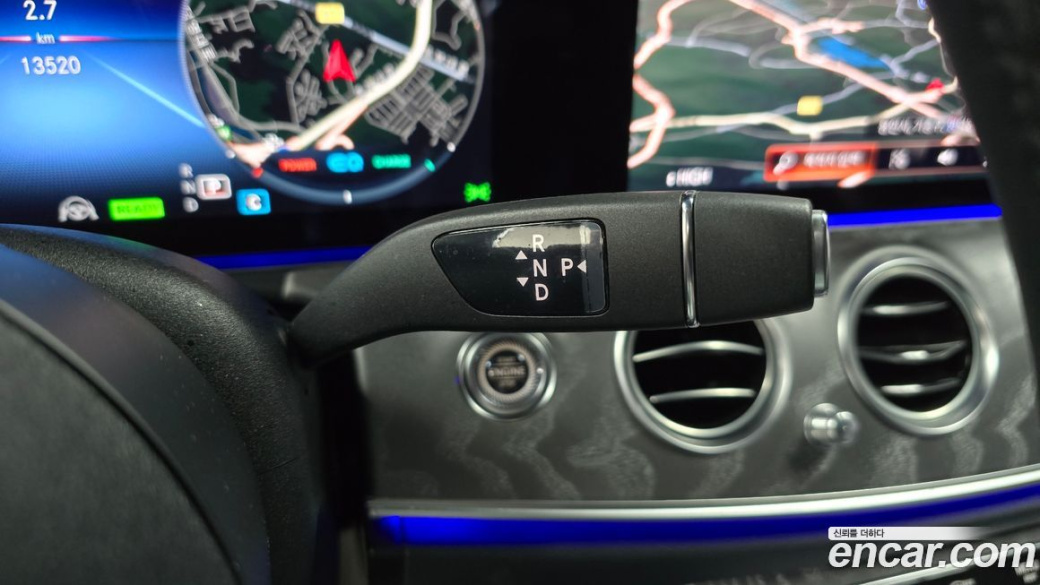 Mercedes-Benz E-Class E350 4MATIC AMG Line, 2023