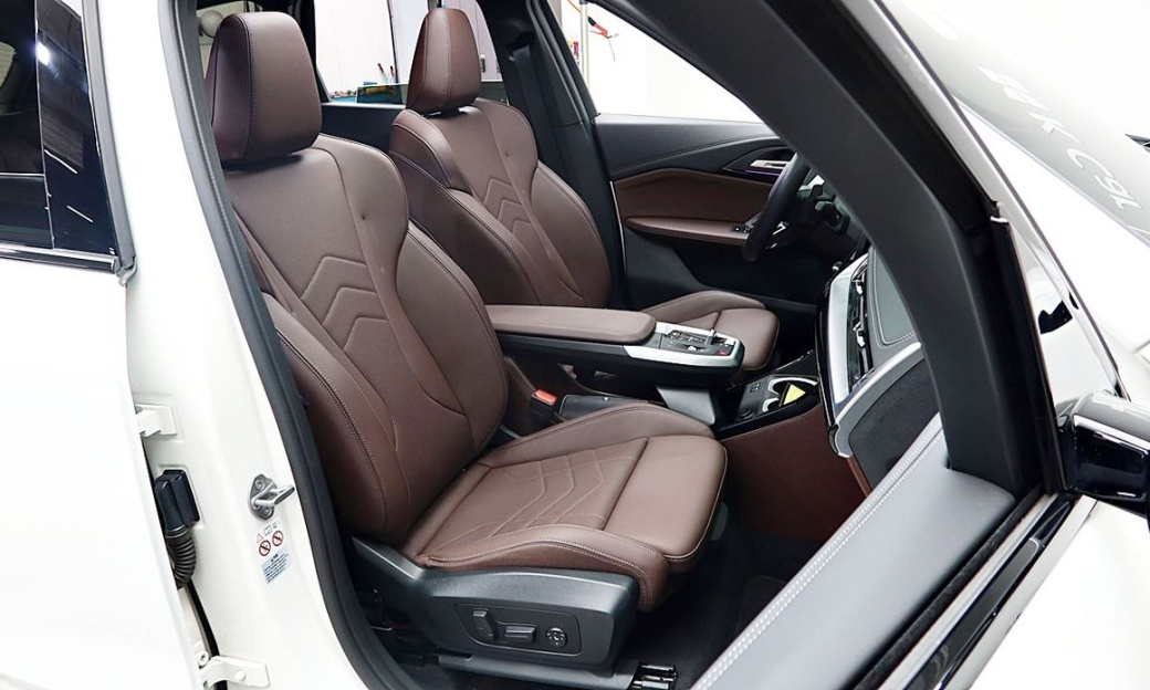 BMW X1 xDrive 20i M Sport, 2024