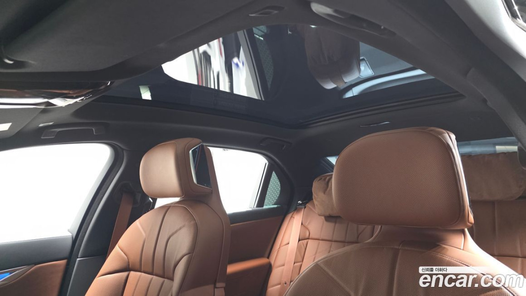 BMW 7-Series 740d xDrive M Sport, 2025
