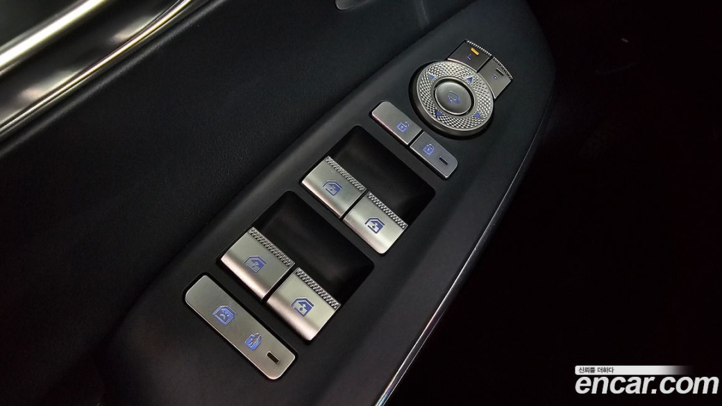 Genesis GV70 2.5T Gasoline 2WD, 2023