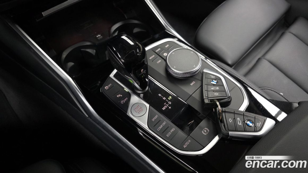 BMW 3-Series 320i, 2022