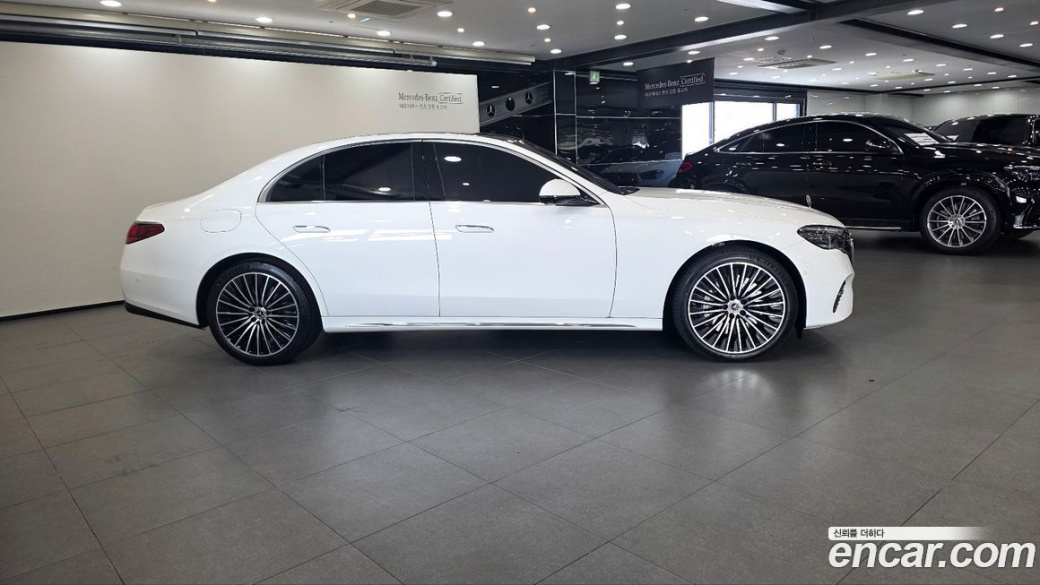 Mercedes-Benz E-Class E450 4MATIC Exclusive, 2025