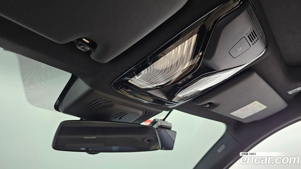 BMW 3-Series 320i M Sport, 2023