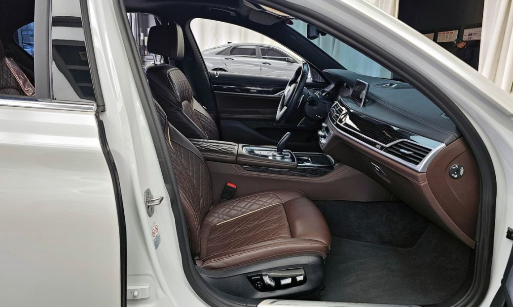 BMW 7-Series 730d xDrive M Sport, 2022