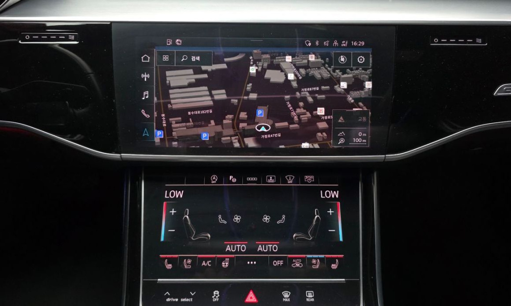Audi A8 55 TFSI Quattro LWB, 2021