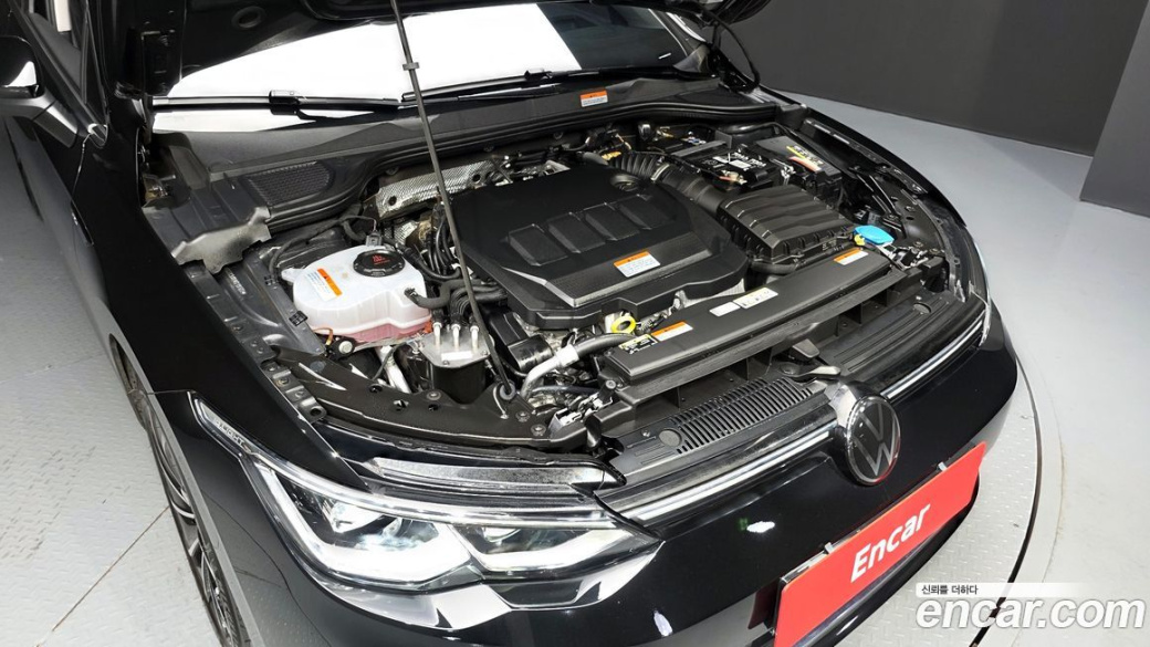 Volkswagen Golf 2.0 TDI Prestige, 2024