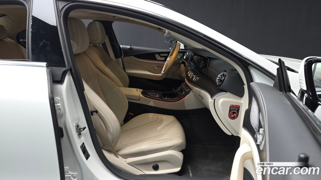 Mercedes-Benz CLS-Class CLS300d 4MATIC, 2023