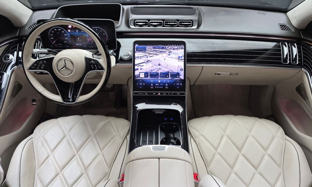 Mercedes-Benz S-Class Maybach S580 4MATIC, 2023