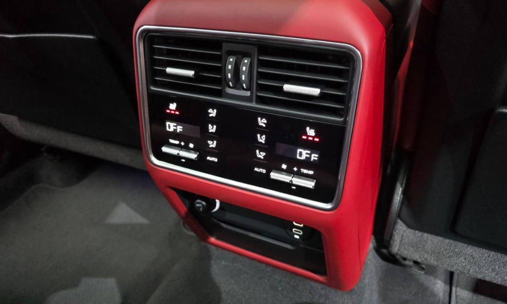 Porsche Cayenne 3.0 Coupe, 2022
