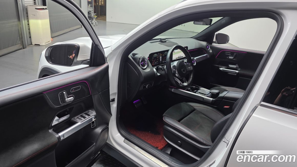 Mercedes-Benz GLB-Class GLB250 4MATIC, 2023