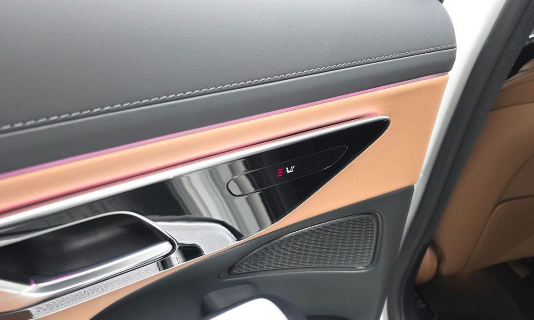 Mercedes-Benz E-Class E200 AMG Line, 2026