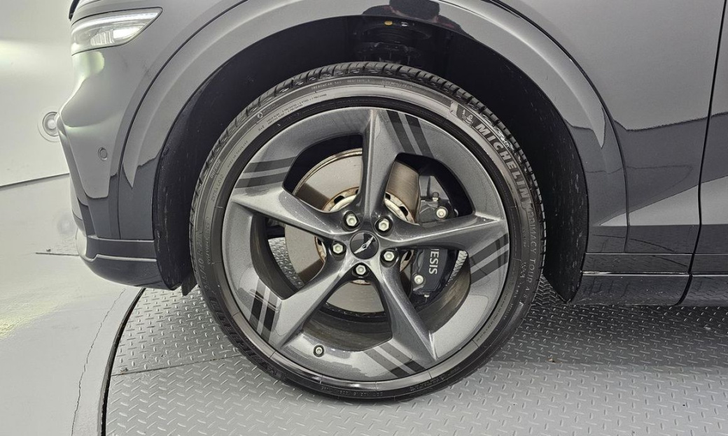 Genesis GV70 2.5T Gasoline AWD, 2025