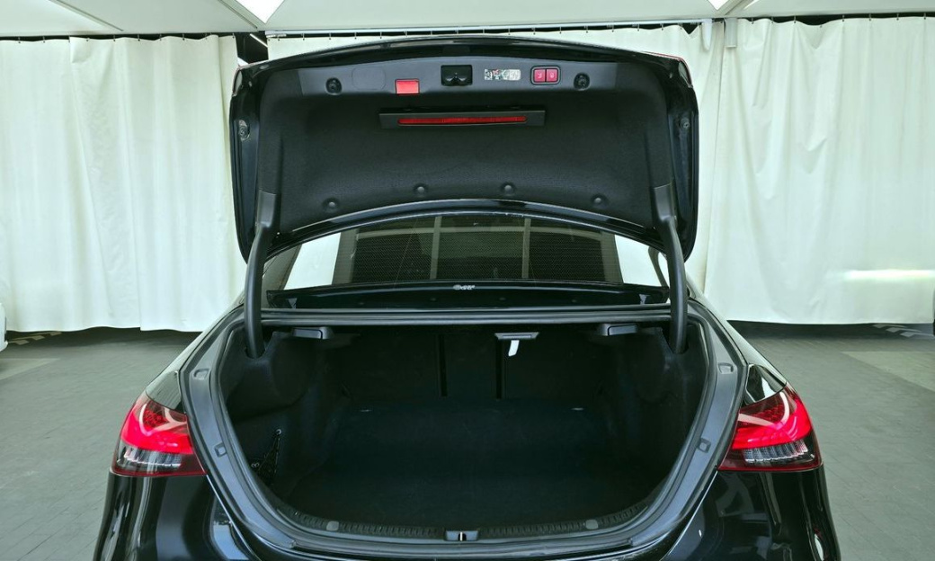 Mercedes-Benz E-Class E250 Avantgarde, 2023