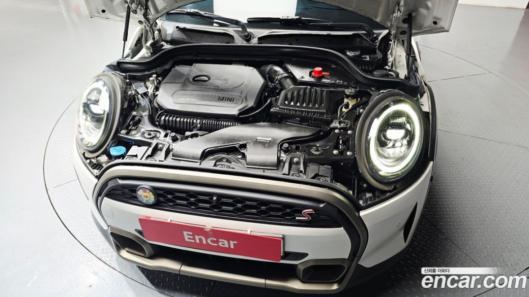 Mini Cooper Convertible Resolute Edition, 2024