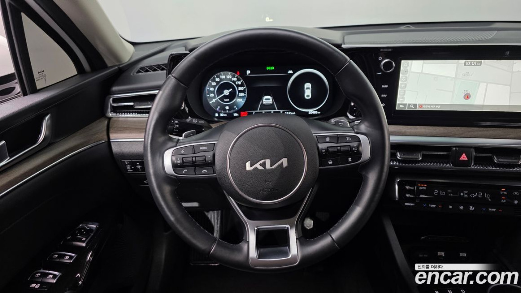 Kia K5 2.0, 2023