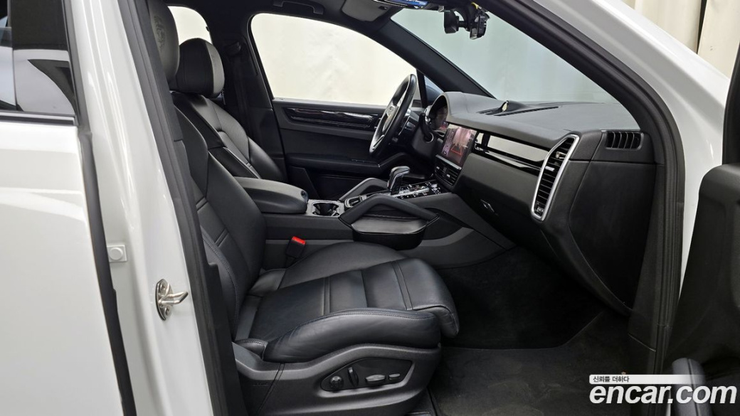 Porsche Cayenne 3.0, 2023