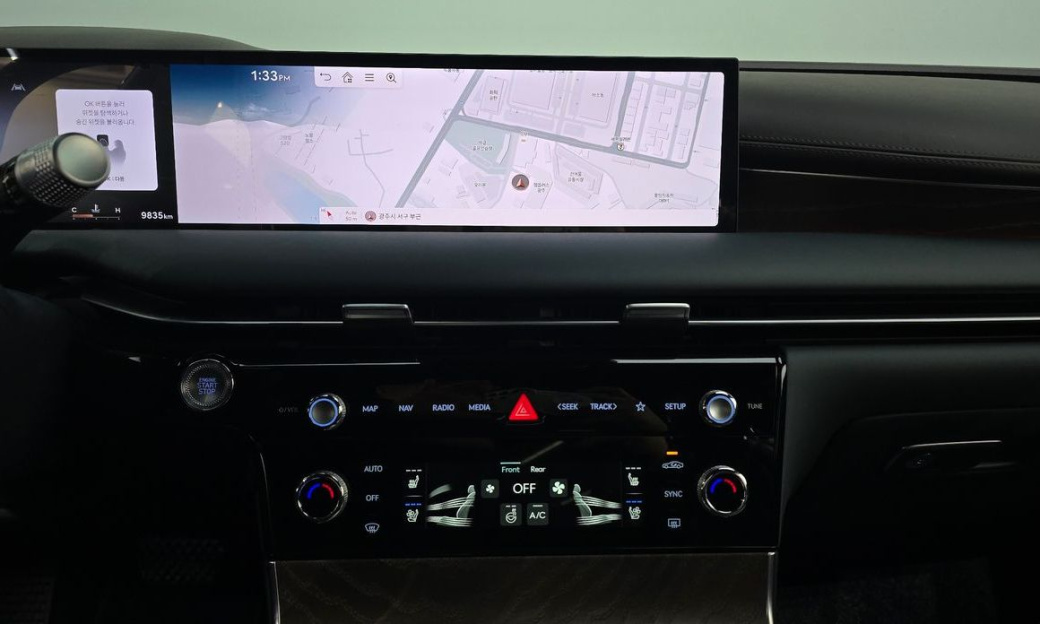 Genesis G80 Gasoline 2.5 Turbo AWD, 2025