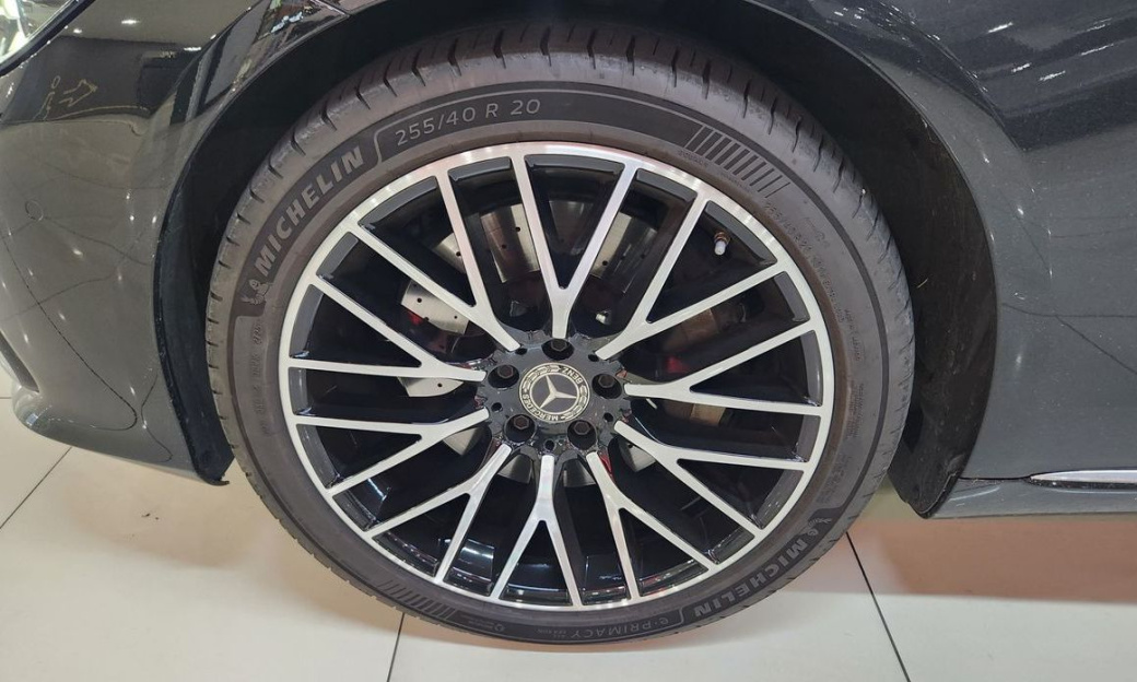 Mercedes-Benz S-Class S580L 4MATIC, 2023