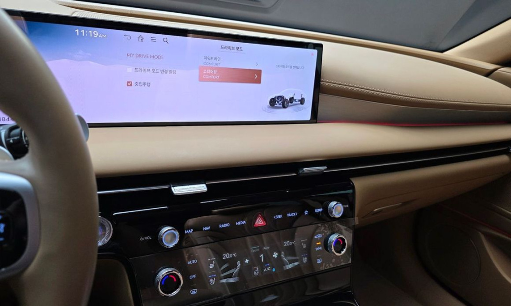 Genesis G80 Gasoline 2.5 Turbo 2WD, 2025