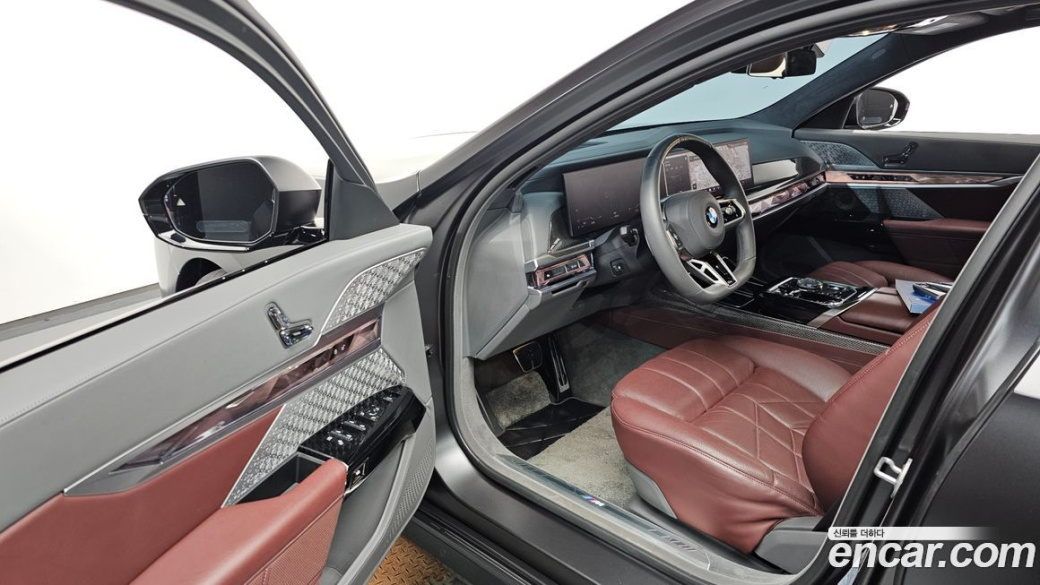 BMW 7-Series 740i sDrive M Sport, 2023