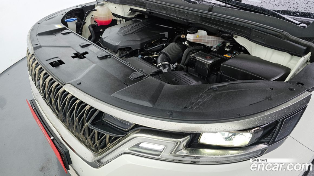 Kia Carnival 7-Seater Signature, 2023