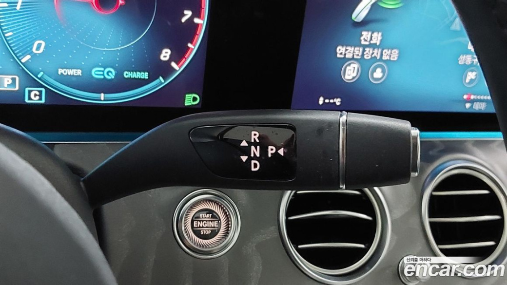 Mercedes-Benz E-Class E350 4MATIC AMG Line, 2023