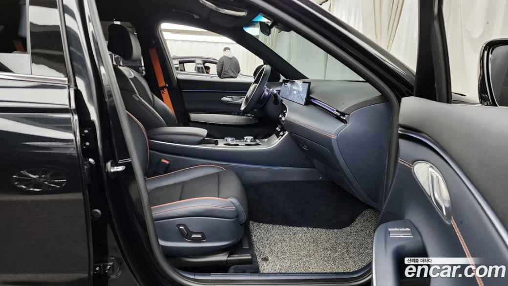 Genesis GV70 2.5T Gasoline AWD, 2025