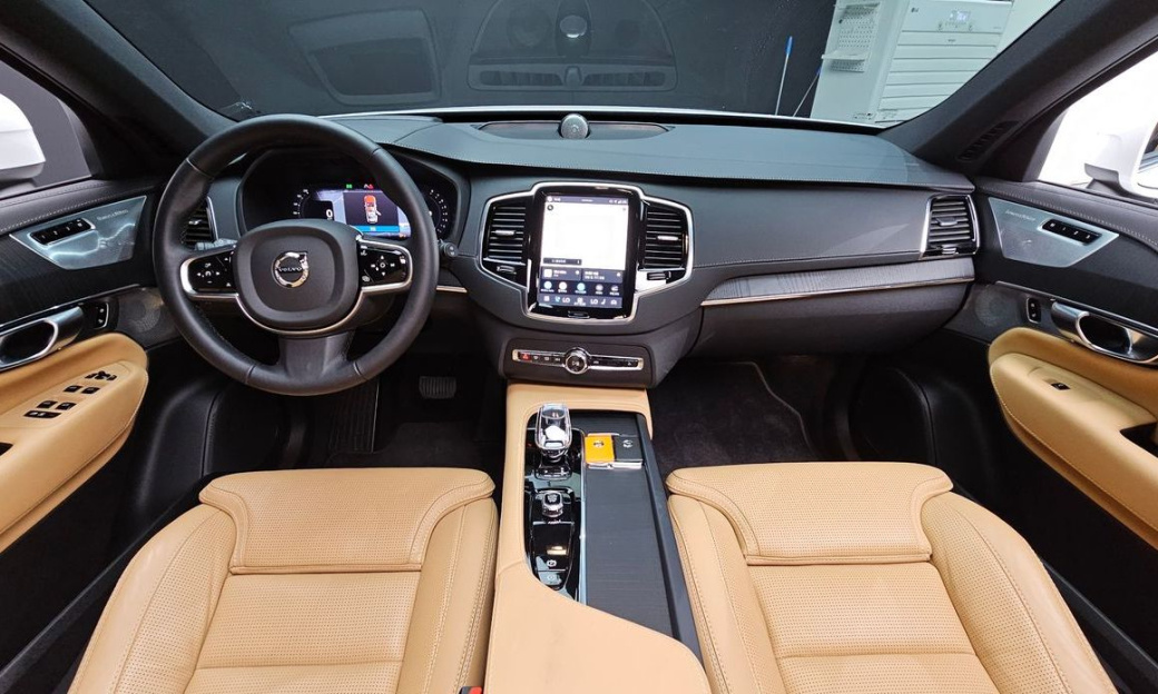 Volvo XC90 B6 Ultimate Bright, 2024