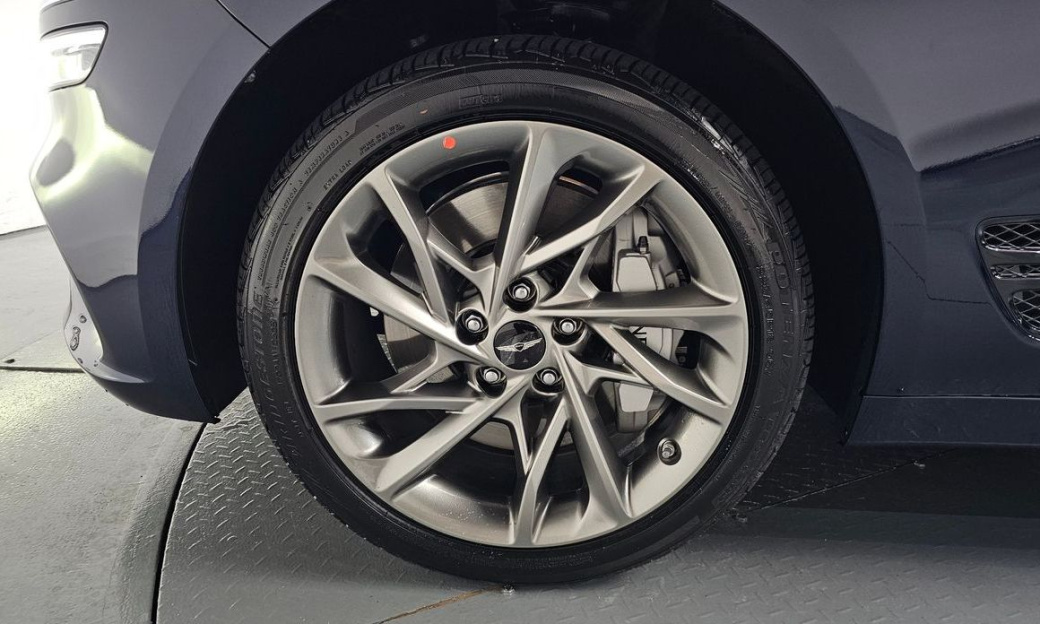 Genesis G70 Gasoline 2.5T 4WD, 2025