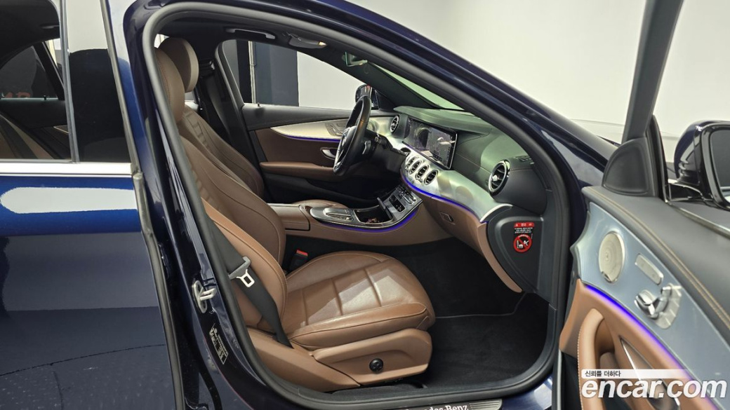 Mercedes-Benz E-Class E350 4MATIC Avantgarde, 2021