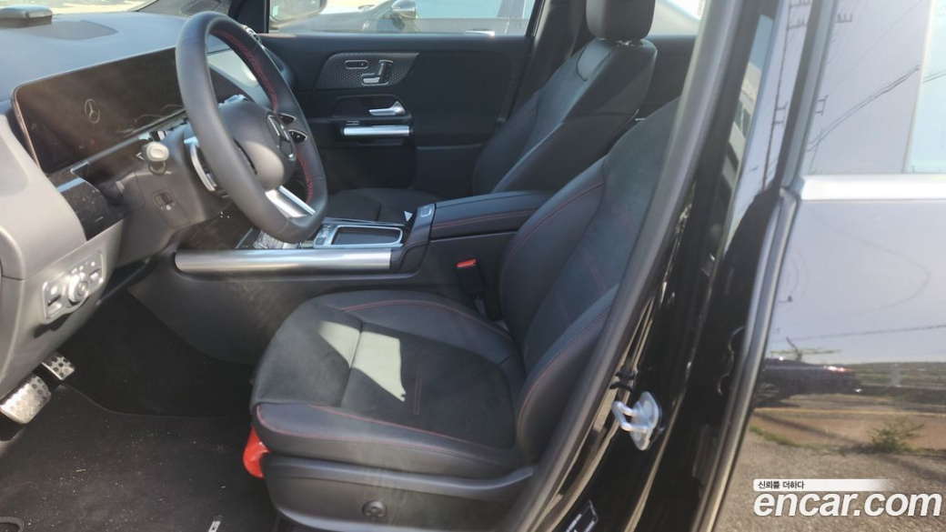 Mercedes-Benz GLA-Class GLA250 4MATIC, 2026