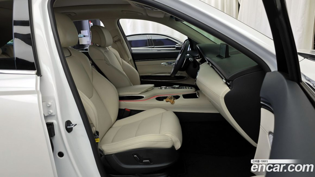 Genesis GV70 2.5T Gasoline 2WD, 2024