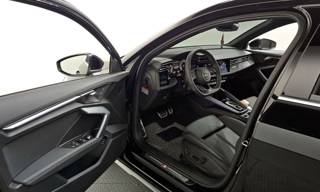 Audi A3 40 TFSI Premium, 2025