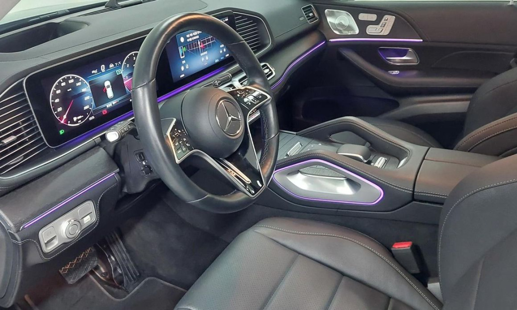 Mercedes-Benz GLE-Class GLE300d 4MATIC, 2025