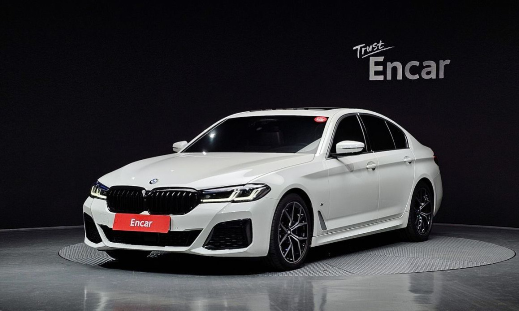 BMW 5-Series 530i M Sport Package, 2023