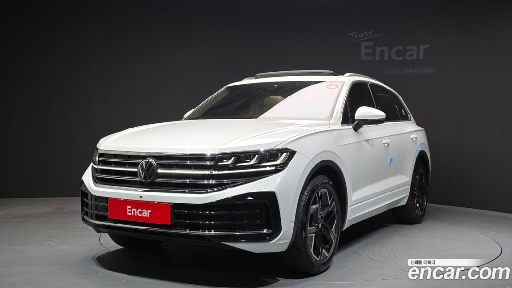 Volkswagen Touareg 3.0 TDI Prestige, 2024