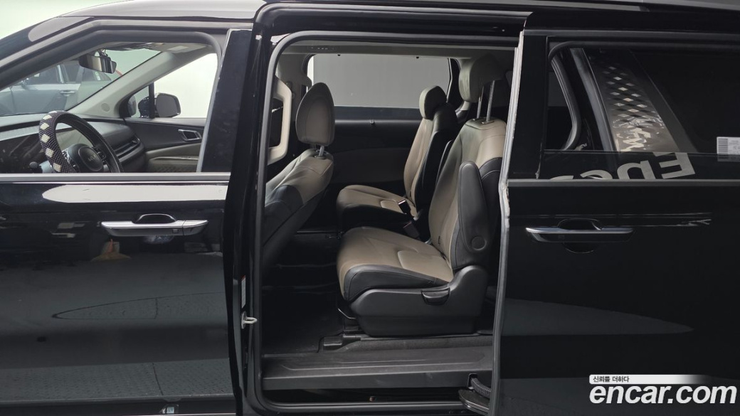 Kia Carnival 9-Seater Noblesse, 2024