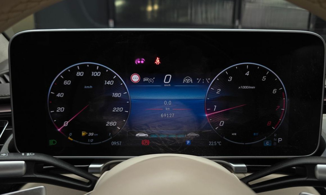 Mercedes-Benz S-Class Maybach S580 4MATIC, 2023
