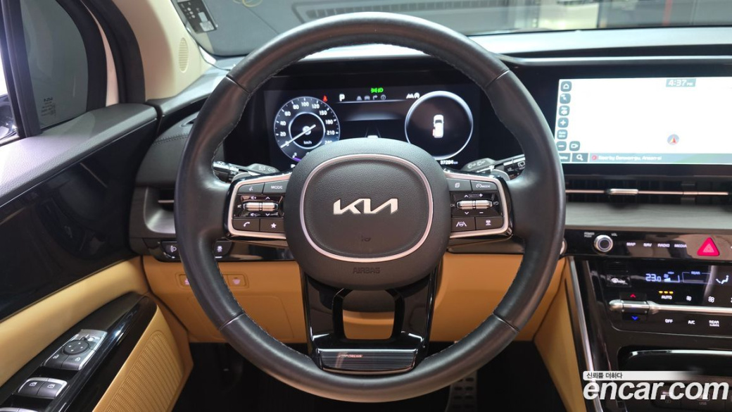 Kia Carnival 9-Seater Noblesse, 2023