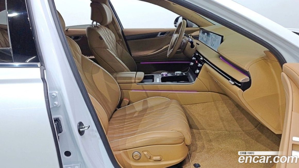 Genesis G80 Gasoline 2.5 Turbo AWD, 2025