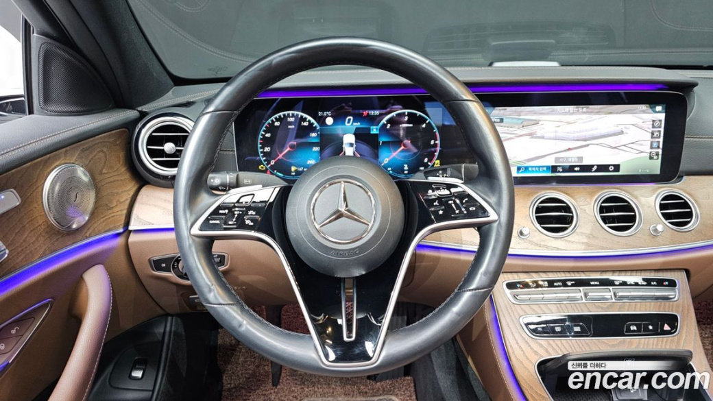Mercedes-Benz E-Class E220d 4MATIC Exclusive, 2021