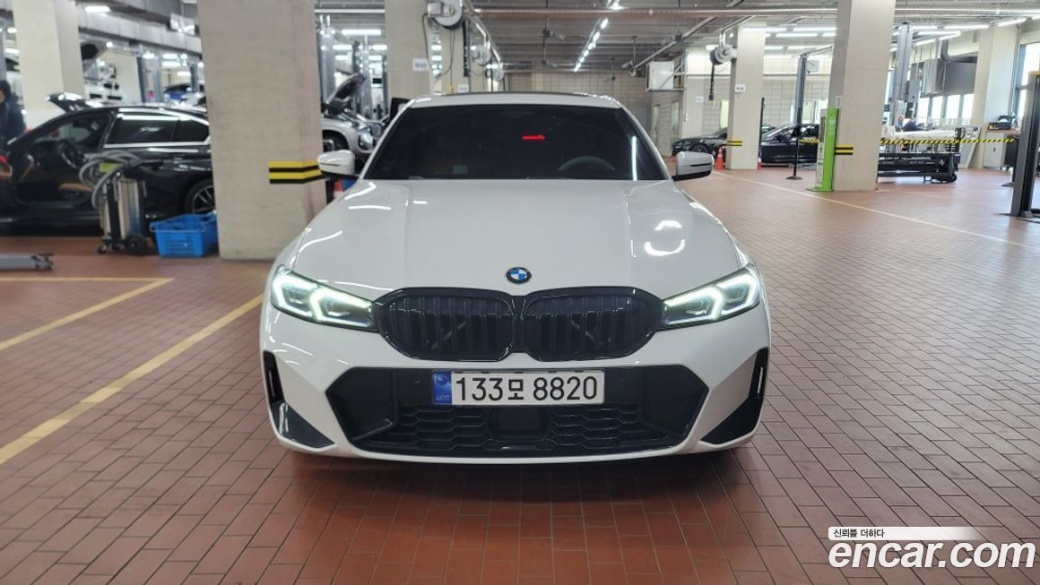 BMW 3-Series 320i M Sport, 2024