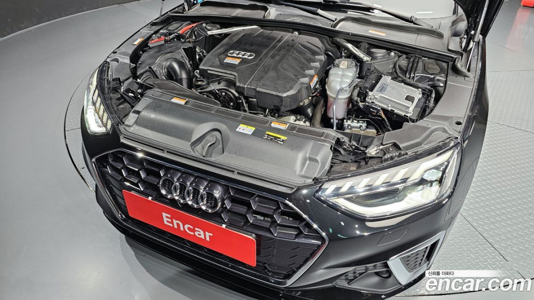 Audi A4 40 TFSI Premium, 2021